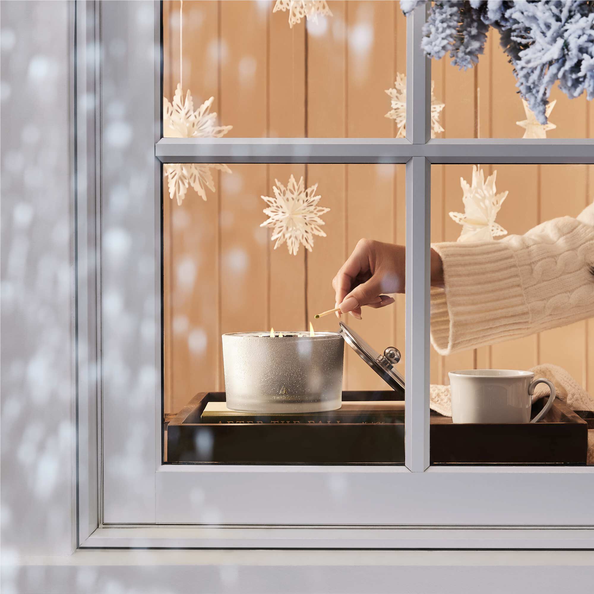 Frasier Fir® Flocked 3-Wick Poured Candle